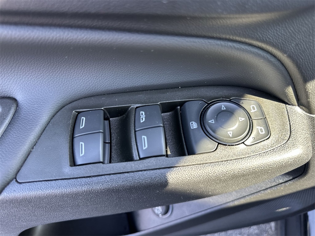 2023 Chevrolet Equinox LT photo 12