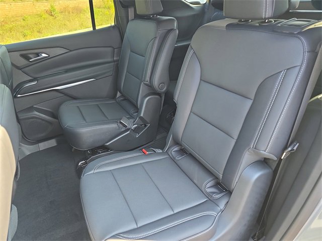 2026 Chevrolet Traverse photo 15