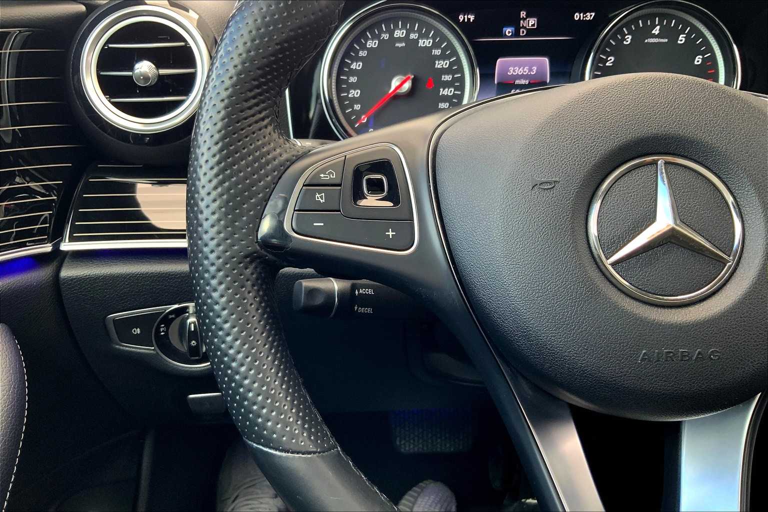 2017 Mercedes Benz E 300 Sport photo 20