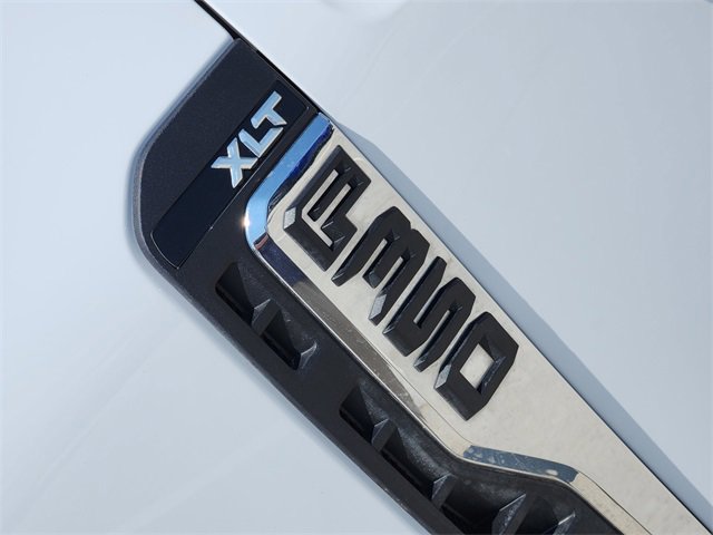 2023 Ford F-350 XLT photo 11