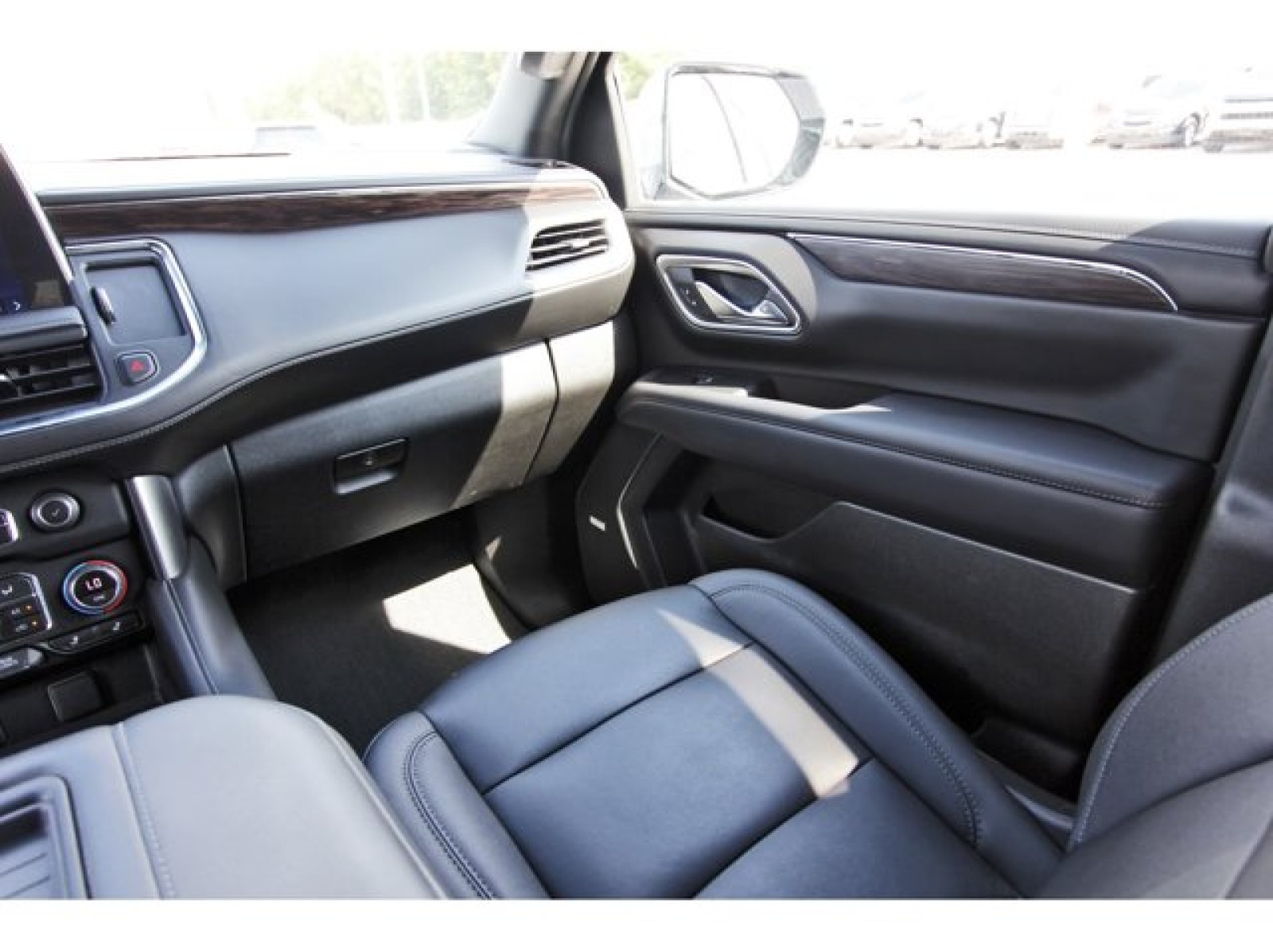 2023 Chevrolet Tahoe LT - 11