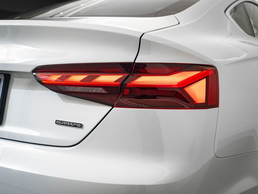 2022 Audi A5 Premium Quattro photo 9