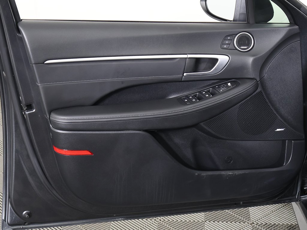 2022 Hyundai Sonata Limited photo 24