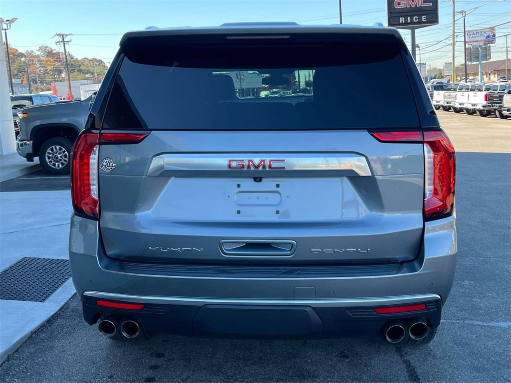 2021 Gmc Yukon Denali photo 3