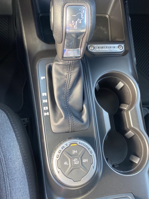 2025 Ford Bronco Base photo 31