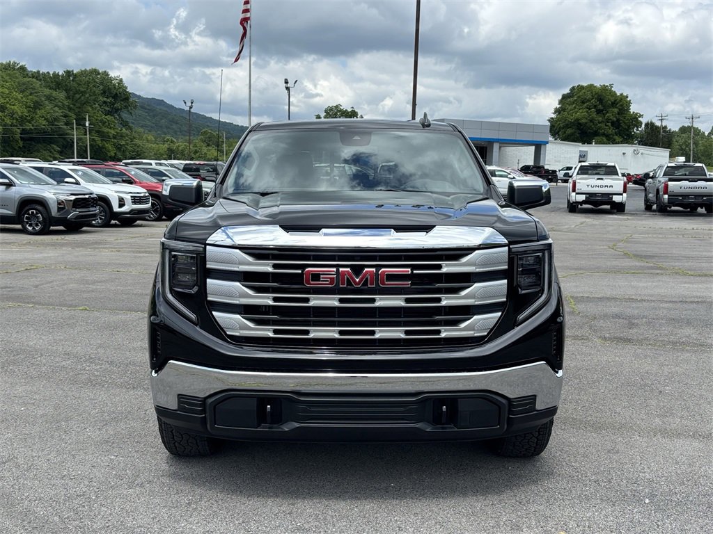2025 Gmc Sierra 1500 SLE photo 4