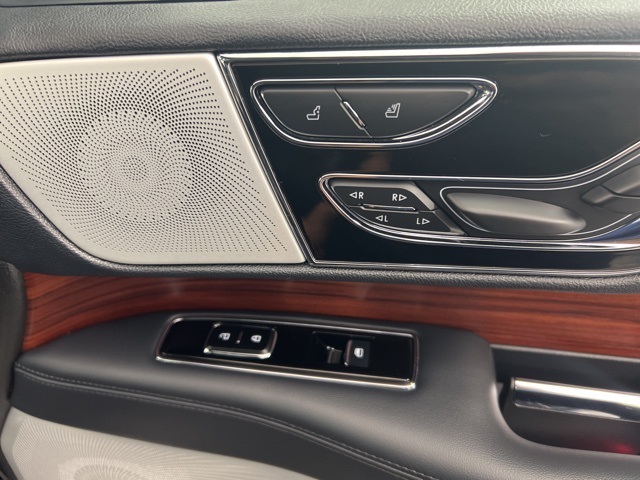 2023 Lincoln Navigator L Reserve photo 28