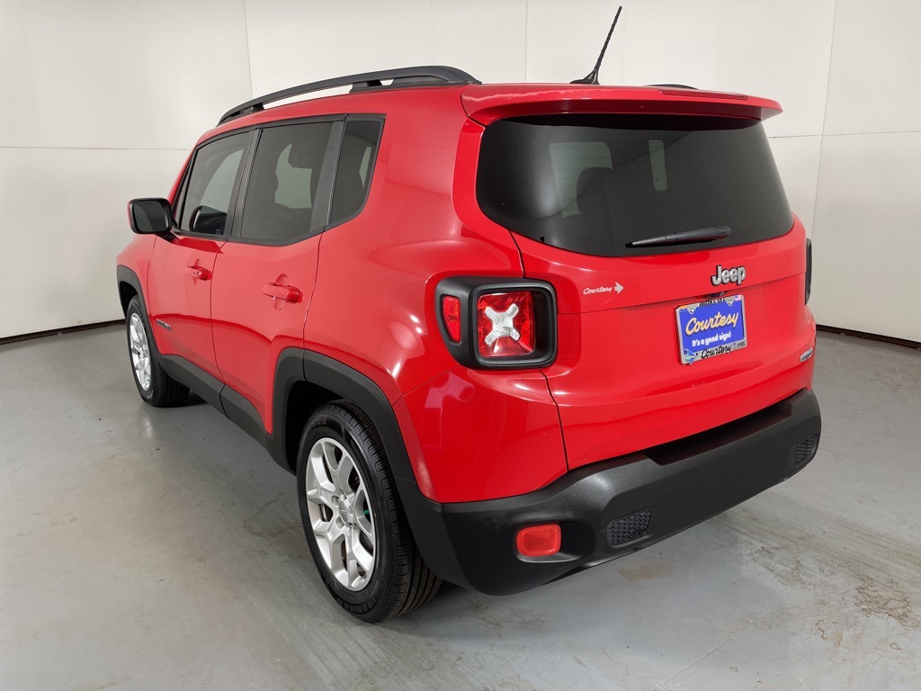 2016 Jeep Renegade Latitude photo 6