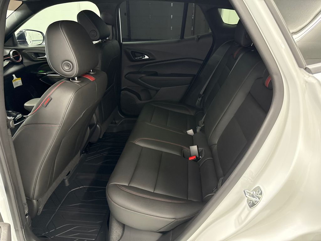 2025 Chevrolet Trax photo 26