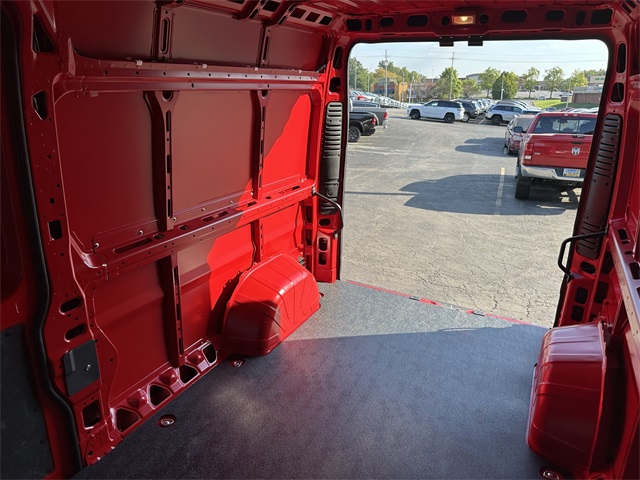 2026 Ram ProMaster 2500 photo 8