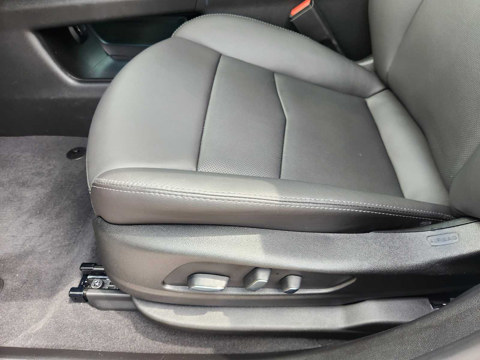 2025 Cadillac XT5 Sport photo 16