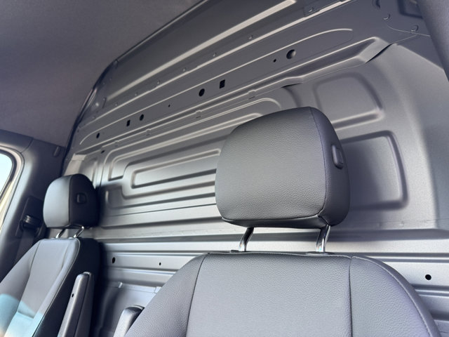 2026 Mercedes Benz Sprinter 2500 photo 3