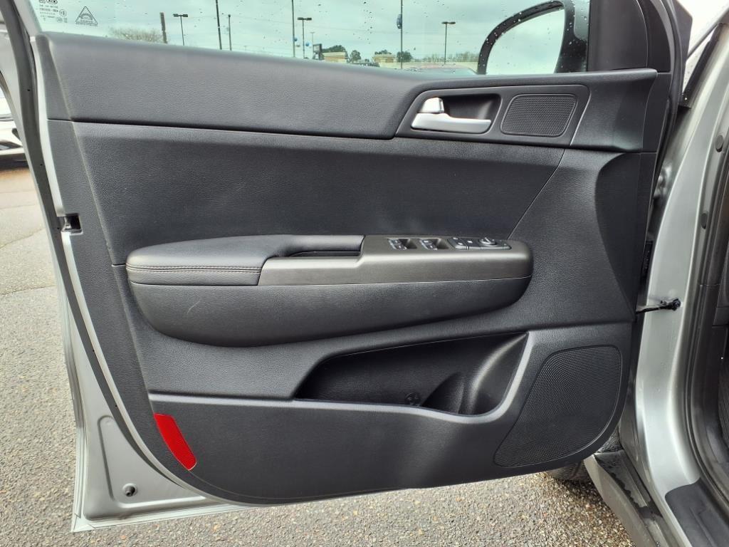 2022 Kia Sportage LX photo 4