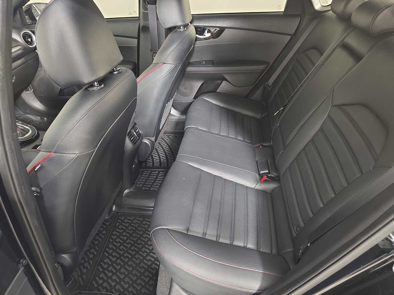 2023 Kia Forte GT photo 27
