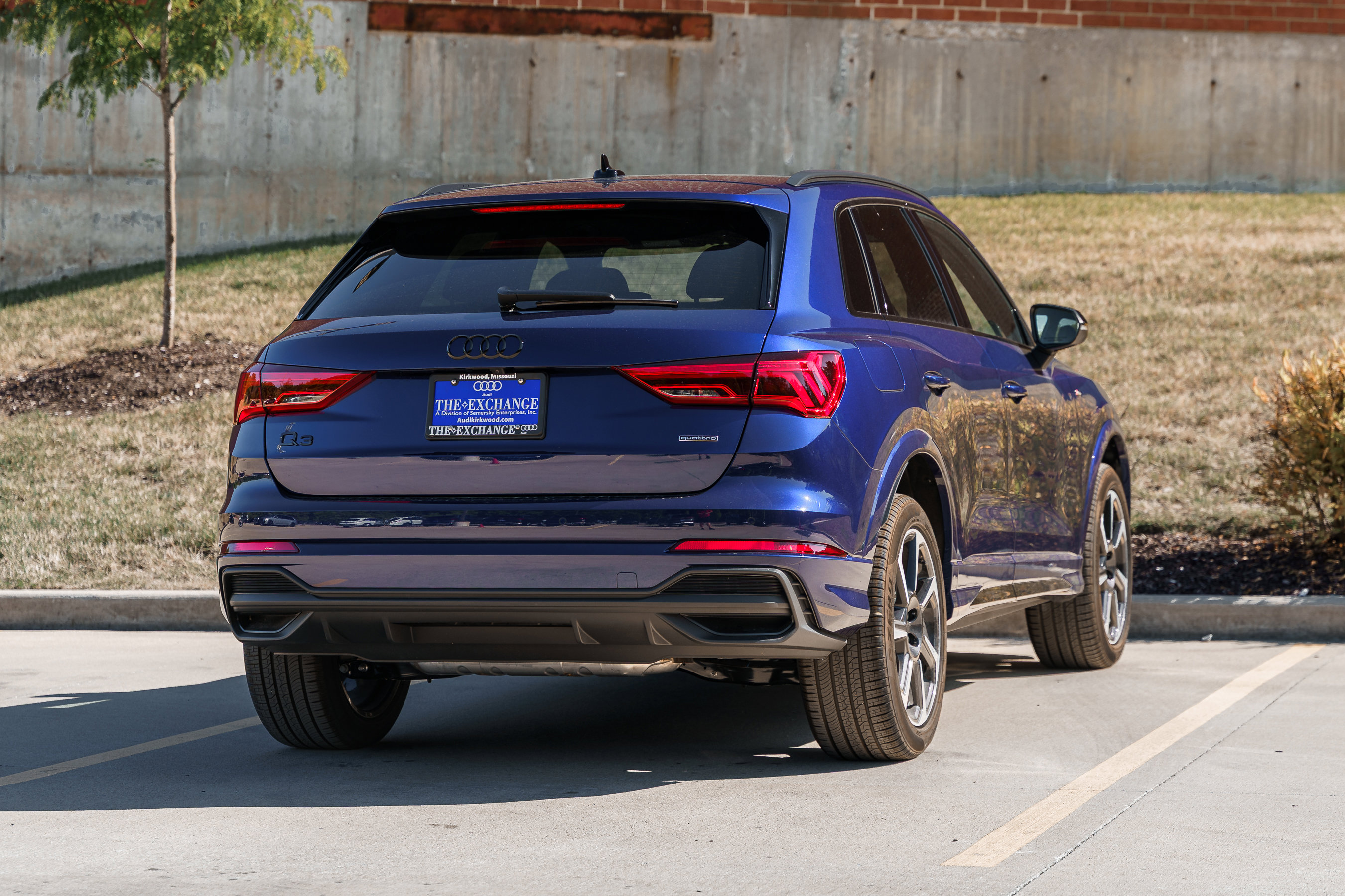 2025 Audi Q3 S line Premium Plus photo 4