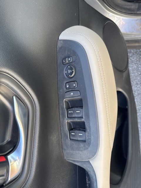 2023 Honda HR-V LX photo 15