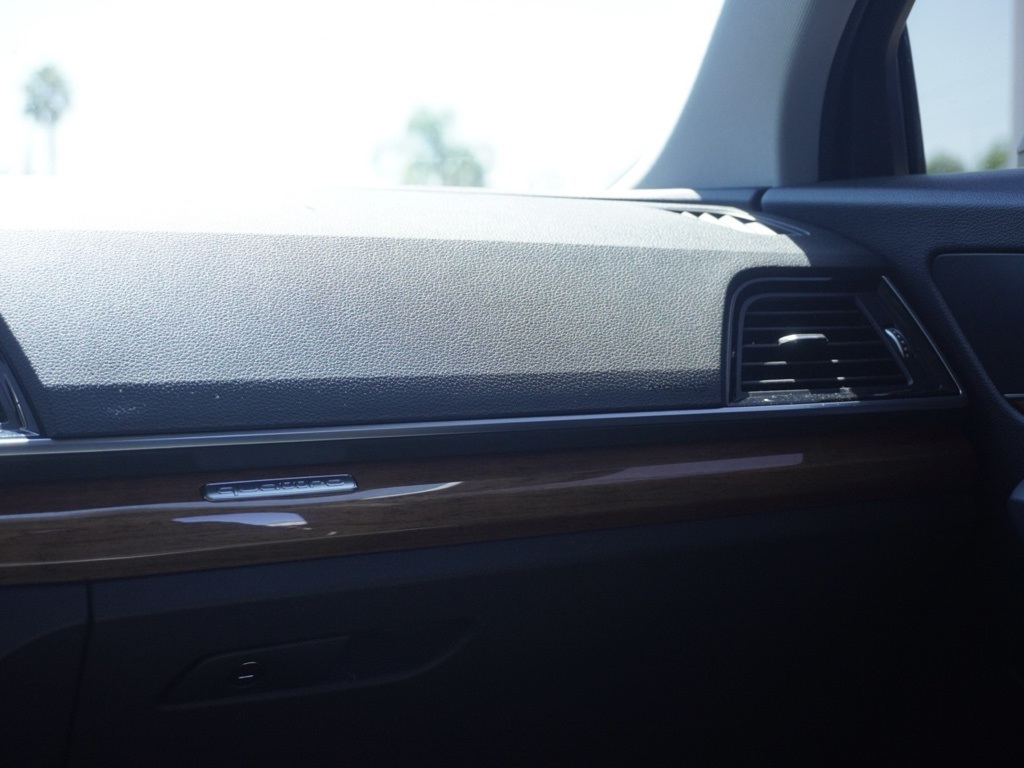 2021 Audi Q5 45 Premium photo 25