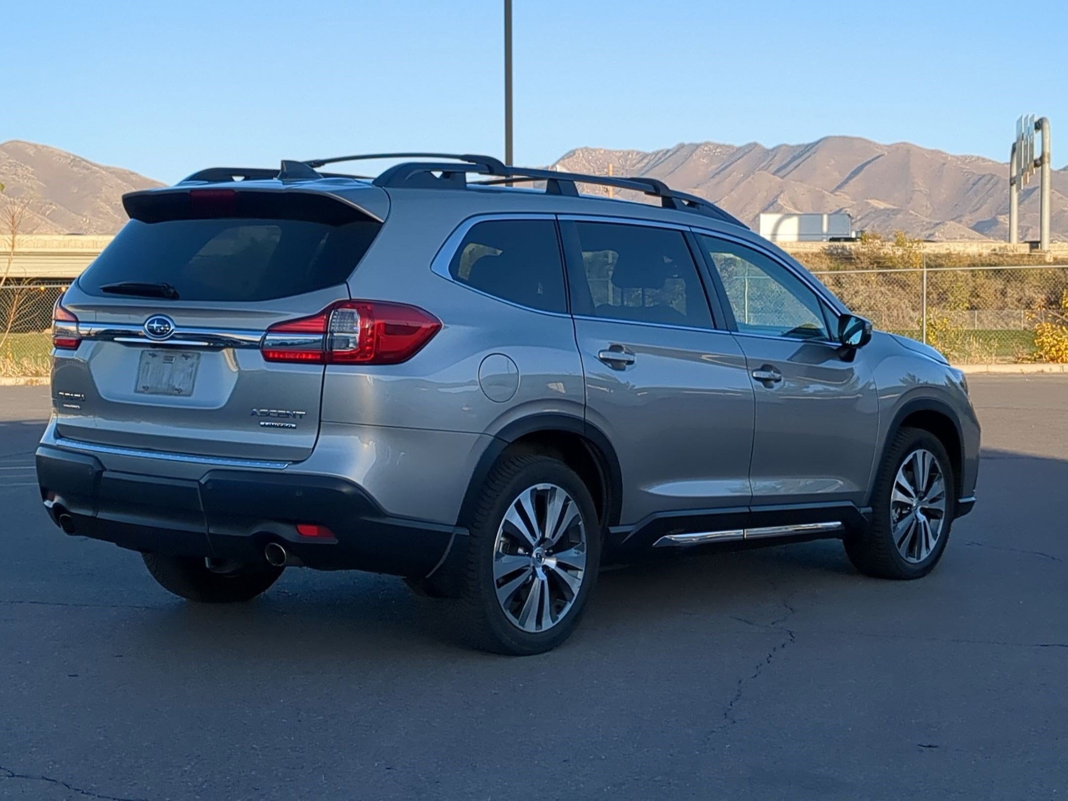 2020 Subaru Ascent Limited photo 3