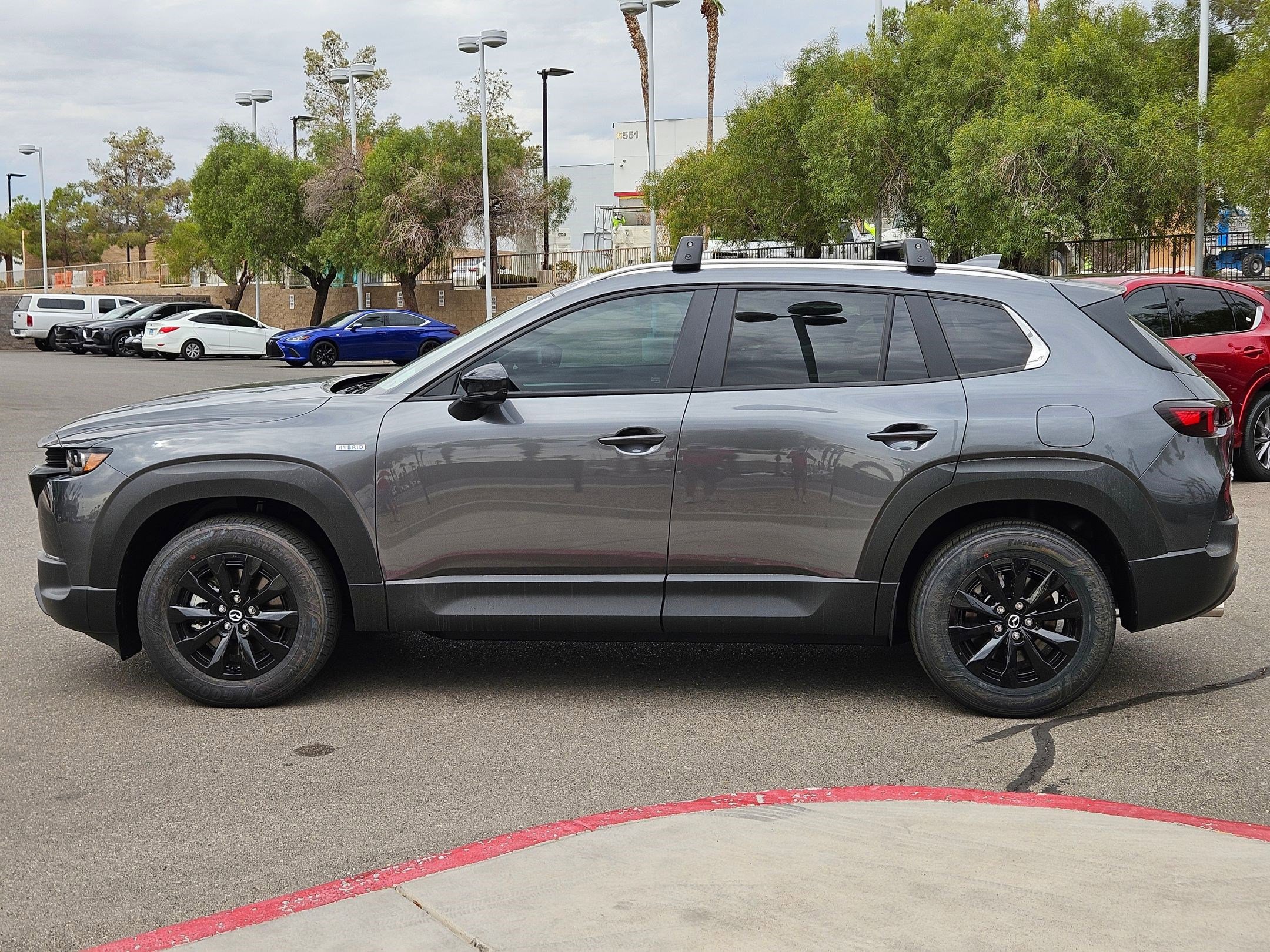 2025 Mazda CX-50 Preferred photo 2