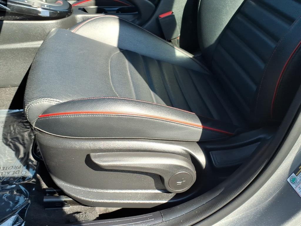 2022 Kia Forte GT photo 4