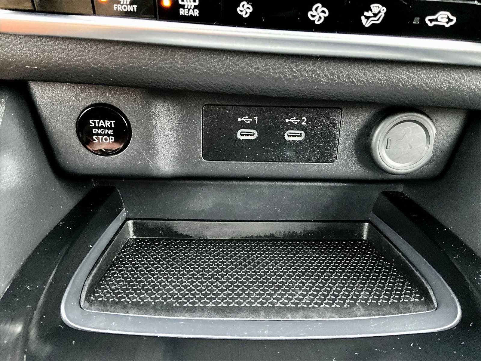 2025 Nissan Rogue SV photo 25