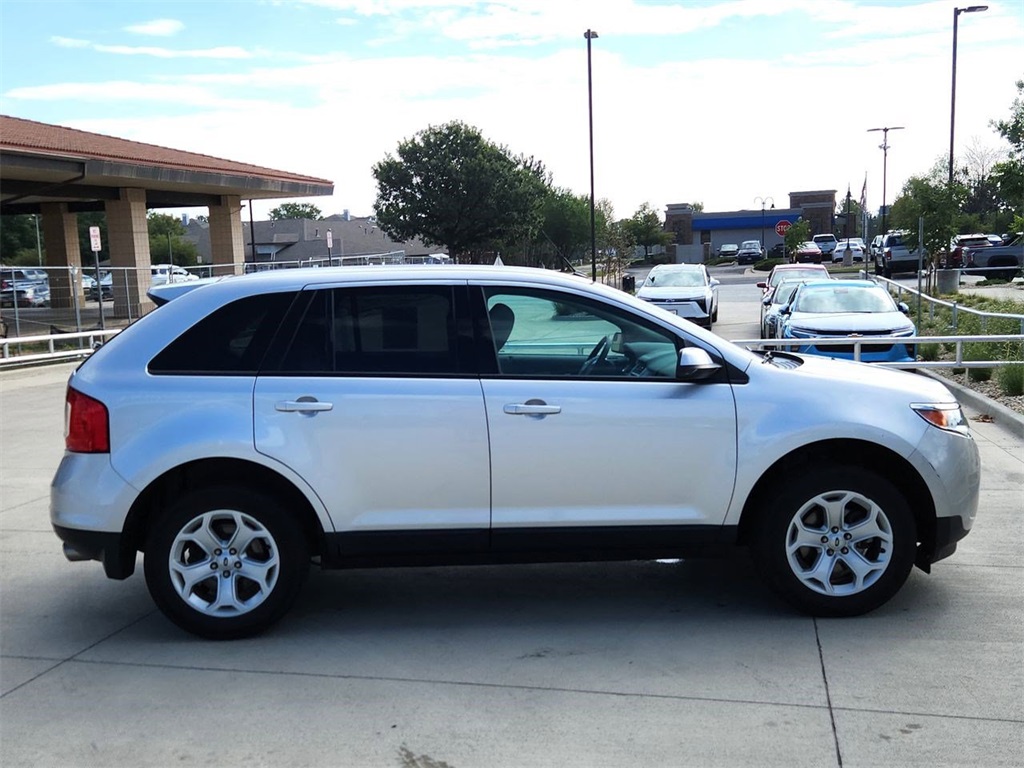 2013 Ford Edge SEL photo 9