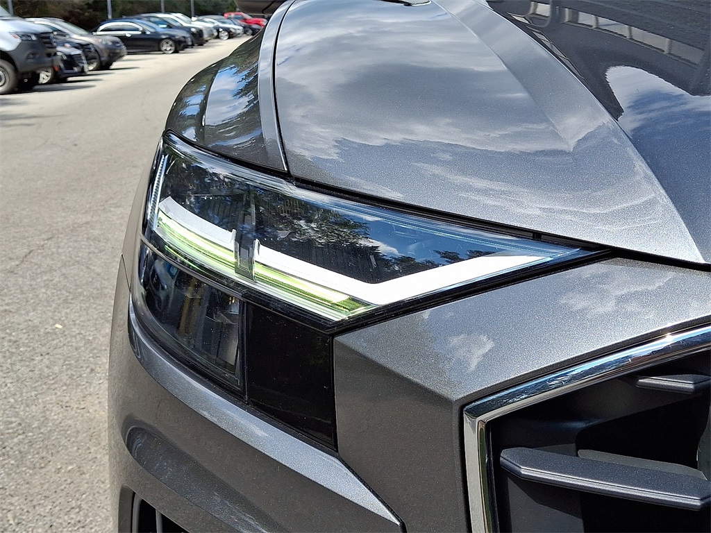2019 Audi Q8 Premium Plus photo 8