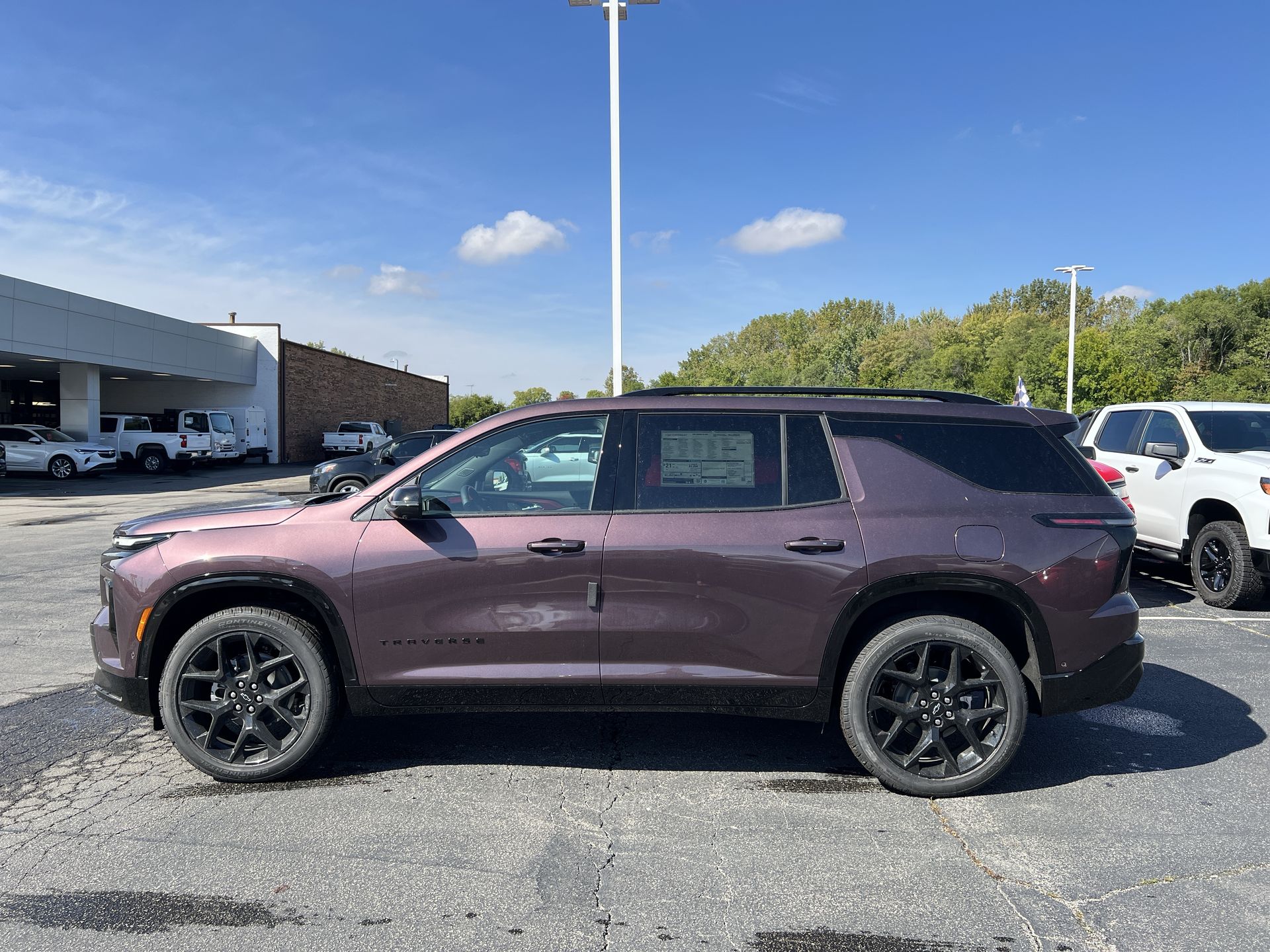 2026 Chevrolet Traverse RS photo 2