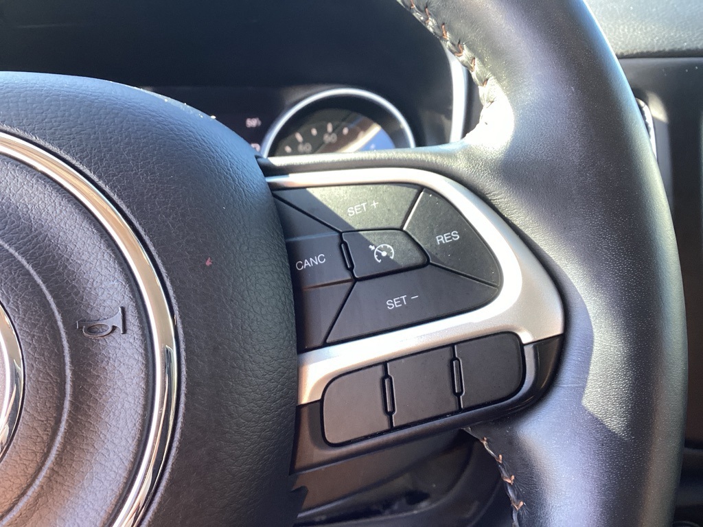 2019 Jeep Compass Latitude photo 11