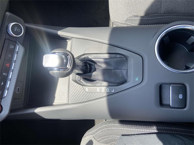 2025 Ford Mustang EcoBoost photo 19