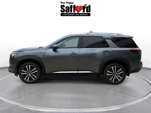 2025 Nissan Pathfinder Platinum photo 5
