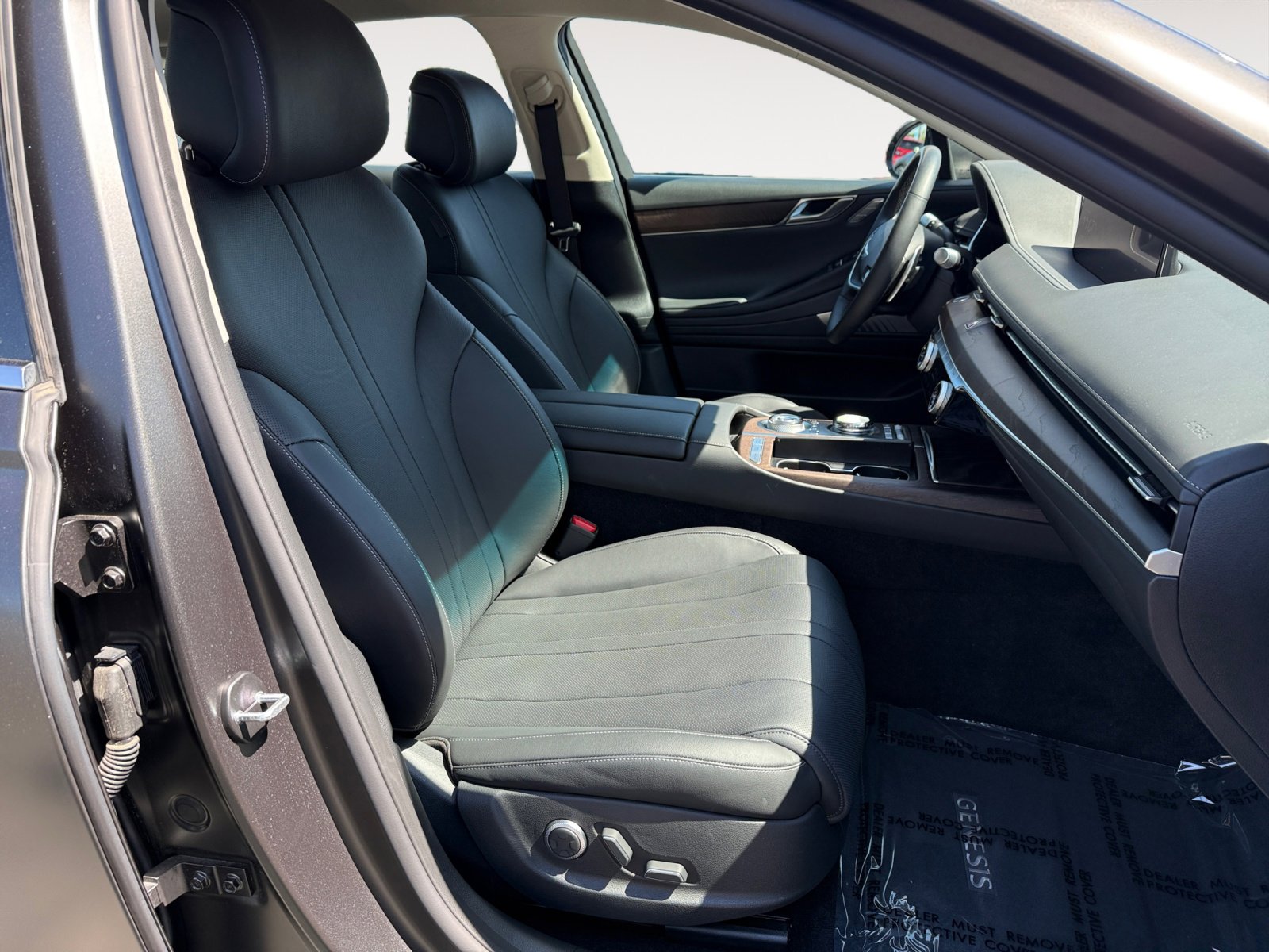 2024 Genesis Electrified G80 Advanced Prestige photo 19