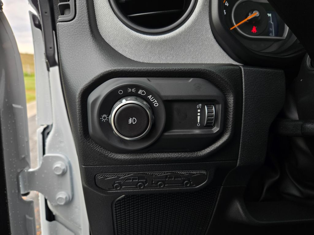 2025 Jeep Wrangler Sport S photo 12