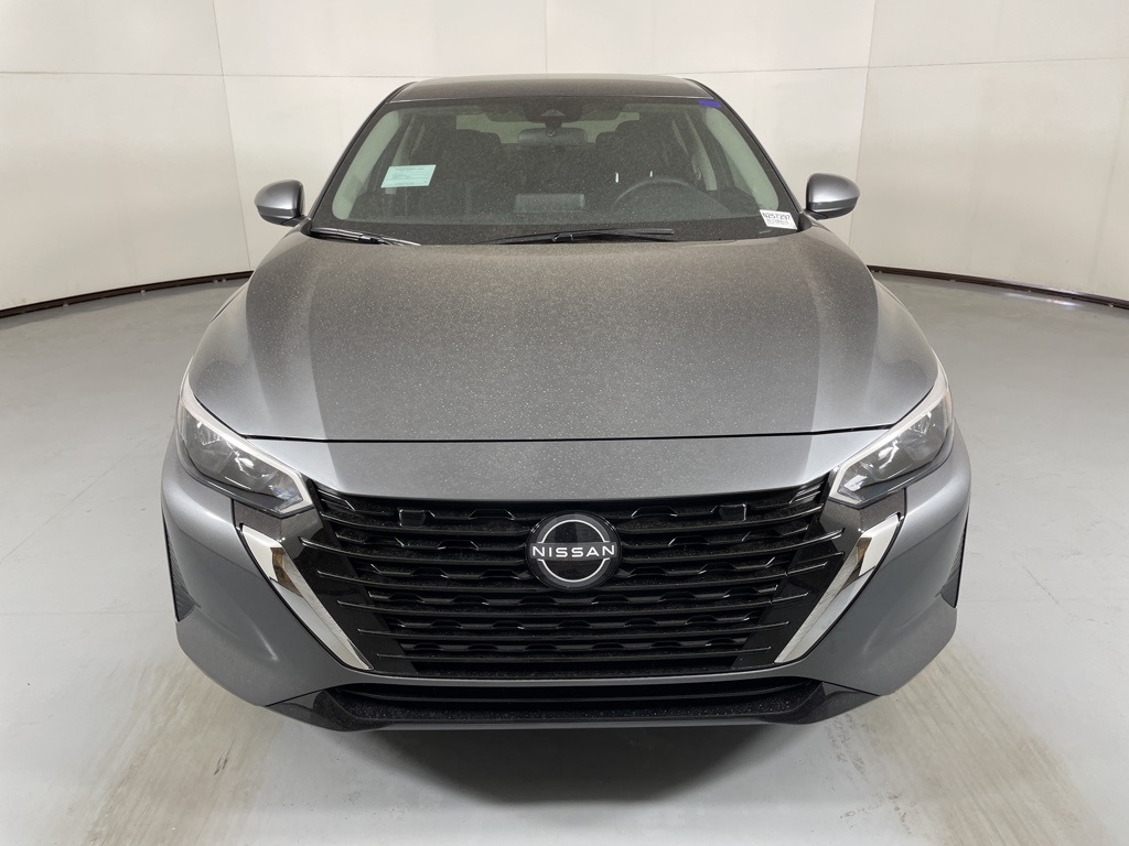 2025 Nissan Sentra SV photo 3