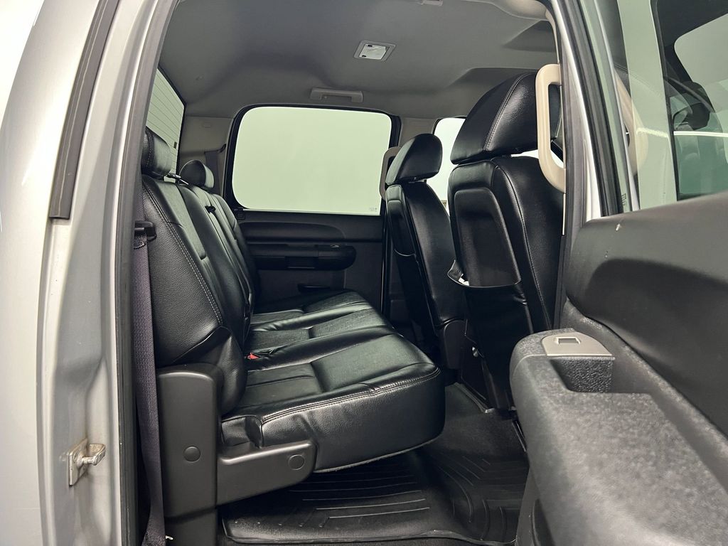 2013 Gmc Sierra 2500 SLE photo 23