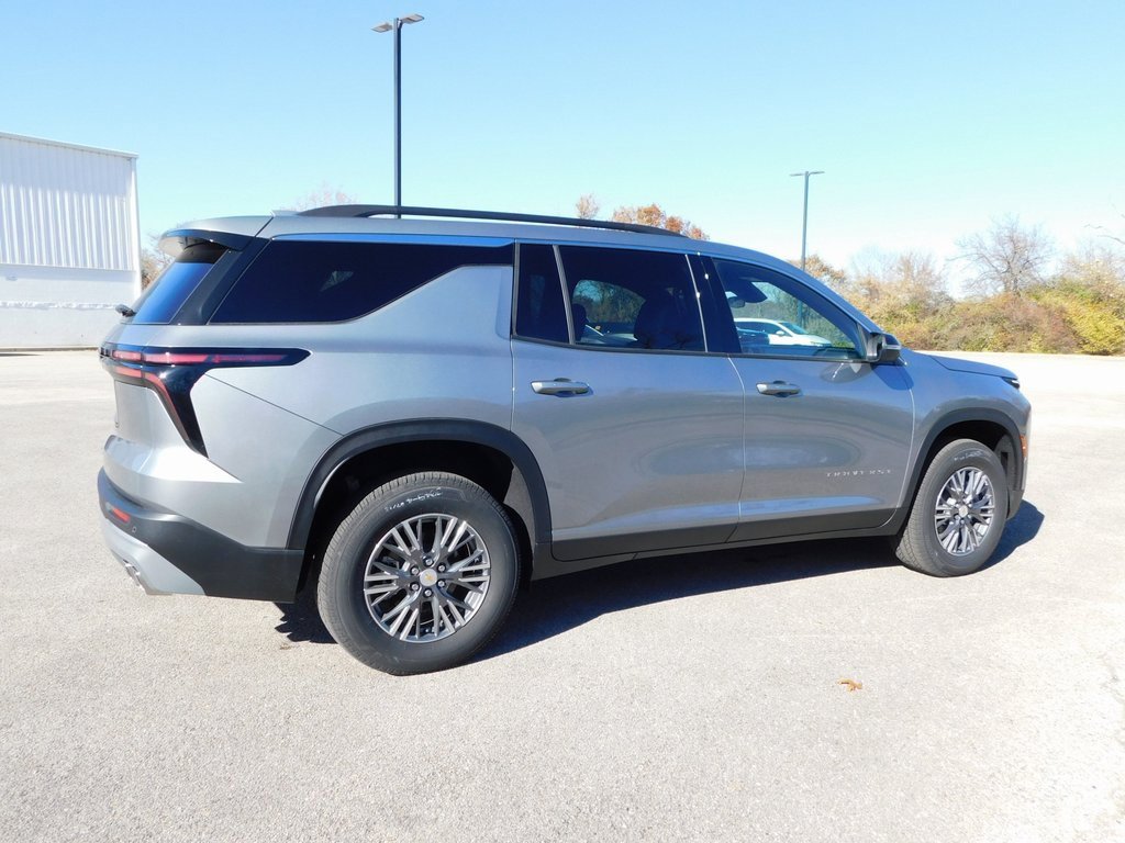 2026 Chevrolet Traverse photo 3