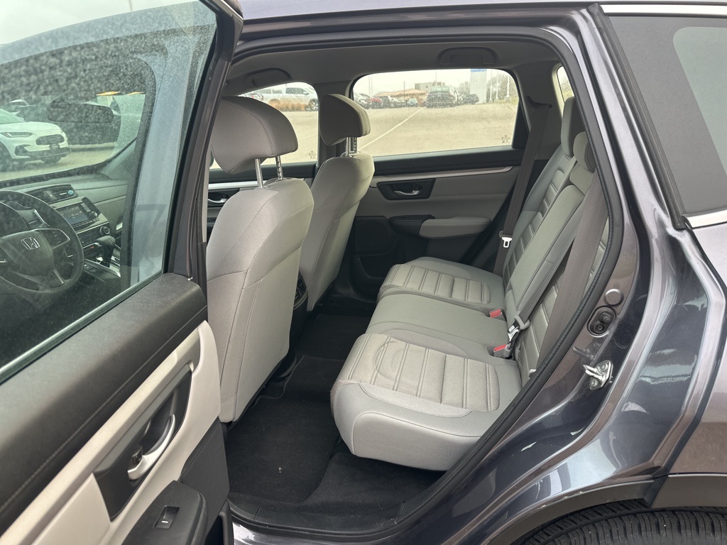 2017 Honda CR-V LX photo 4