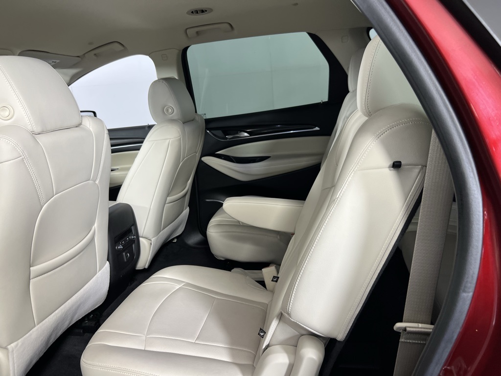 2023 Buick Enclave Essence photo 20