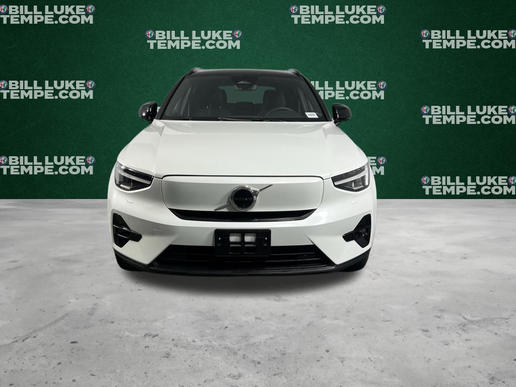 2023 Volvo XC40 Recharge Ultimate photo 8