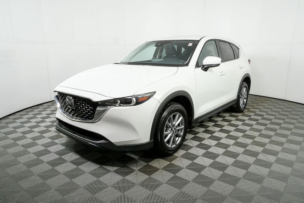 2023 Mazda CX-5 S Select Package's photo