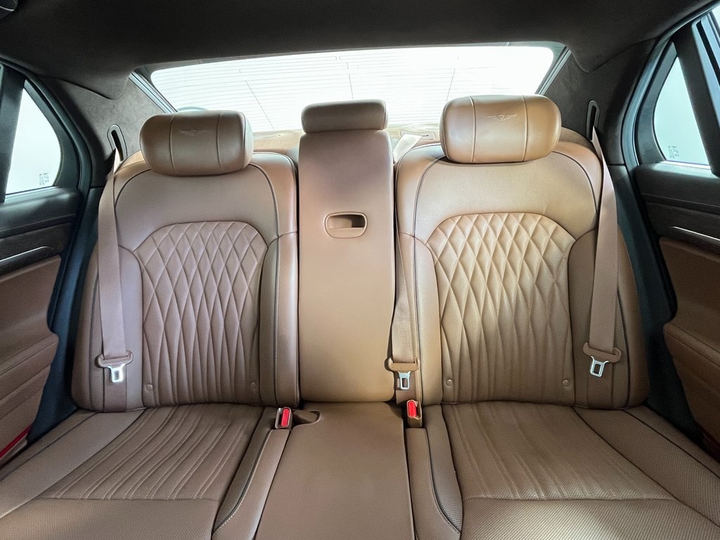 2021 Genesis G90 5.0 Ultimate photo 14