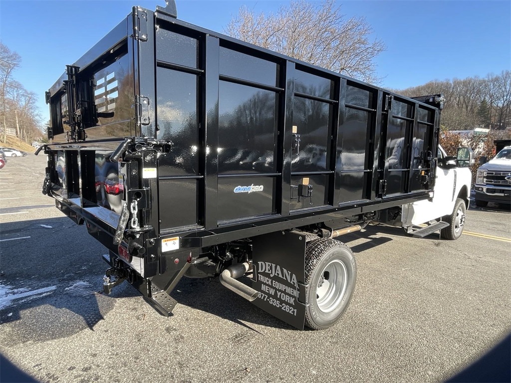 2024 Ford F-350 XL photo 5