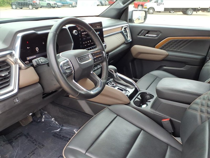 2023 Gmc Canyon Denali photo 18
