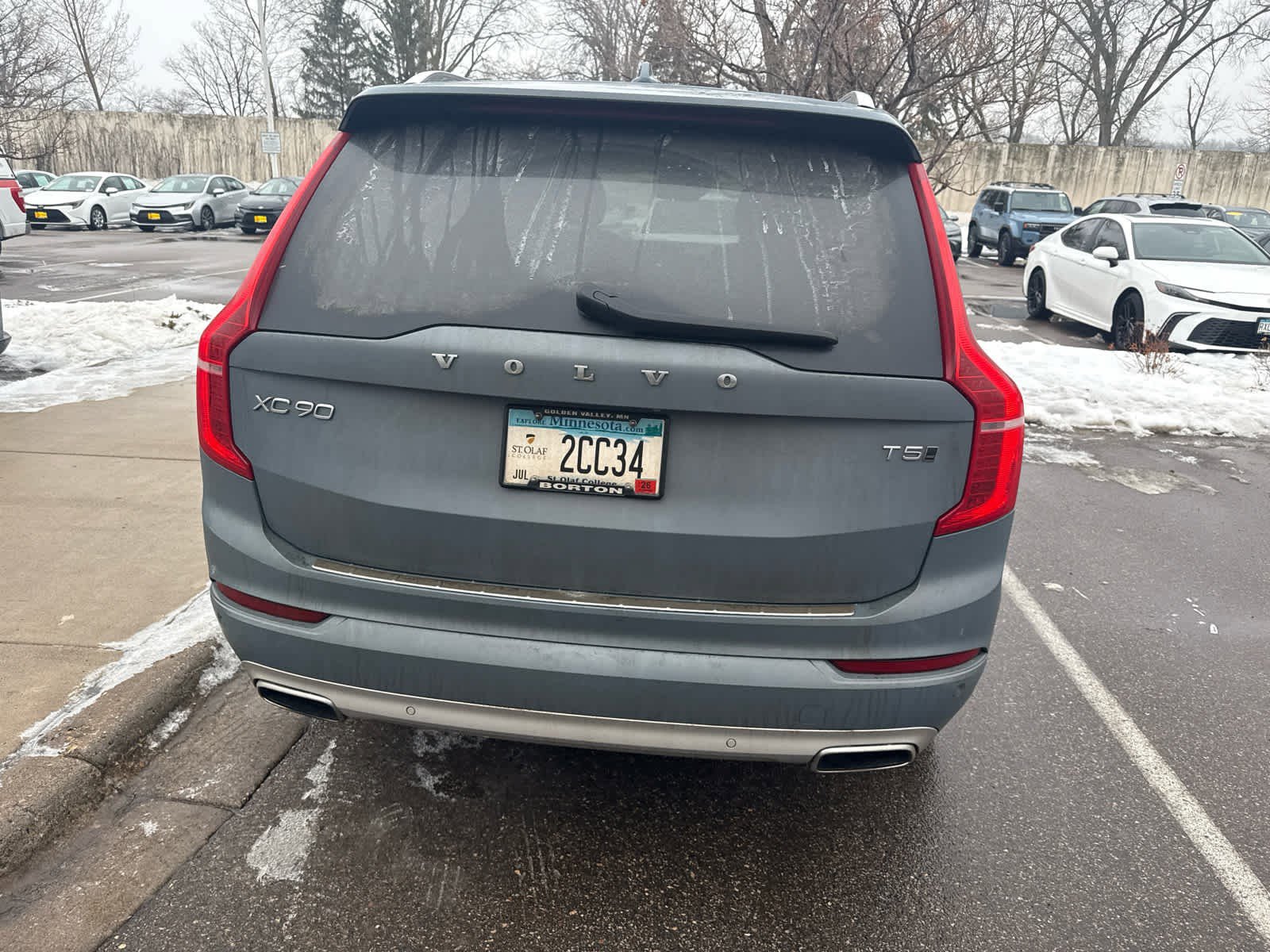 Used 2020 Volvo XC90 Momentum with VIN YV4102PK0L1603405 for sale in Golden Valley, Minnesota