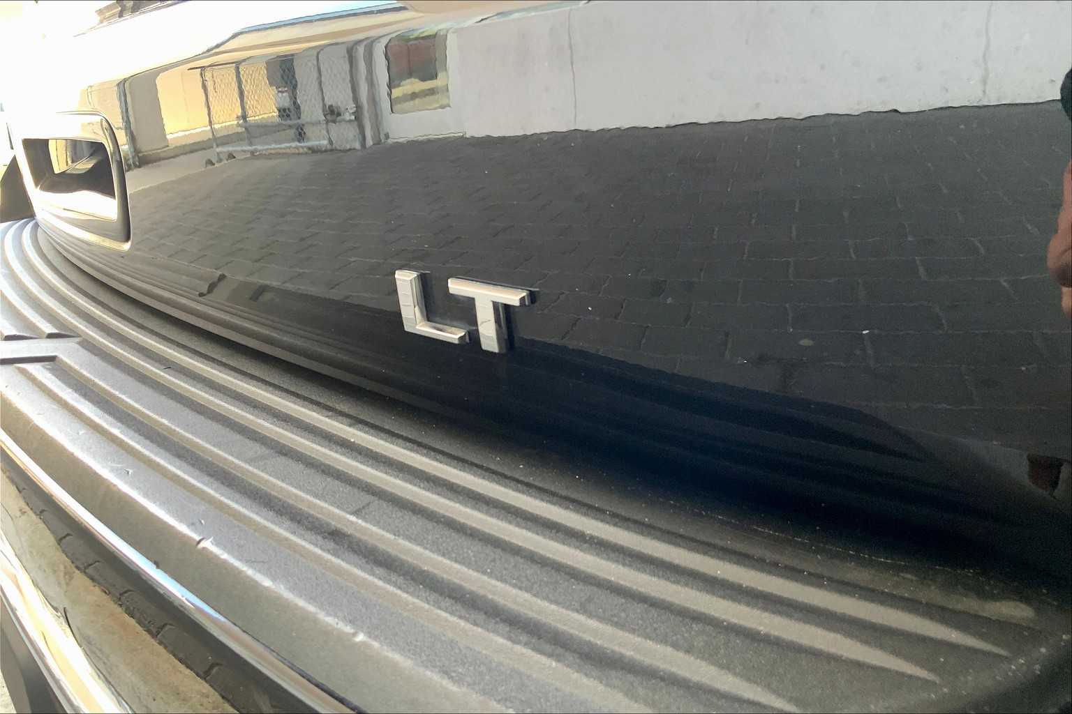 2021 Chevrolet Tahoe LT photo 9