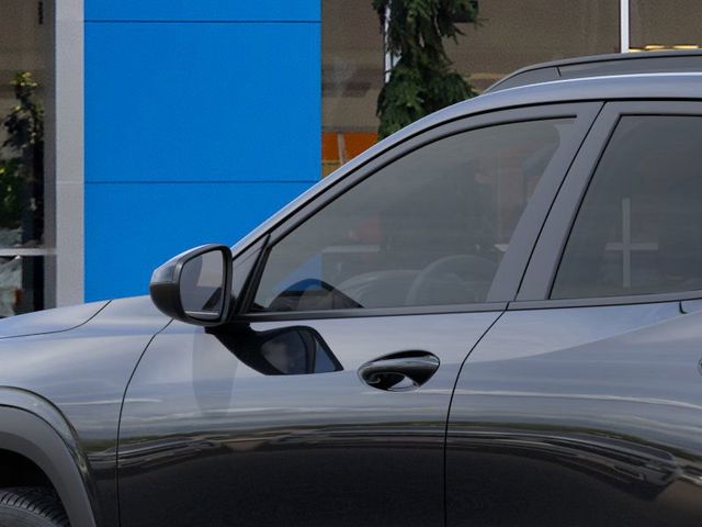 2026 Chevrolet Trax LT photo 4