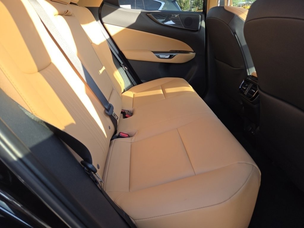 2025 Lexus NX 350 Premium photo 2