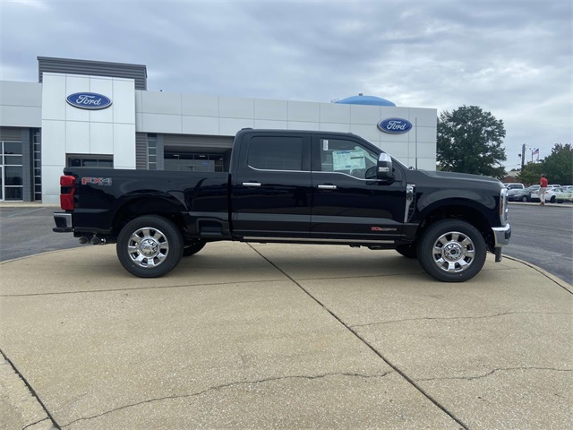 2026 Ford F-350 photo 2