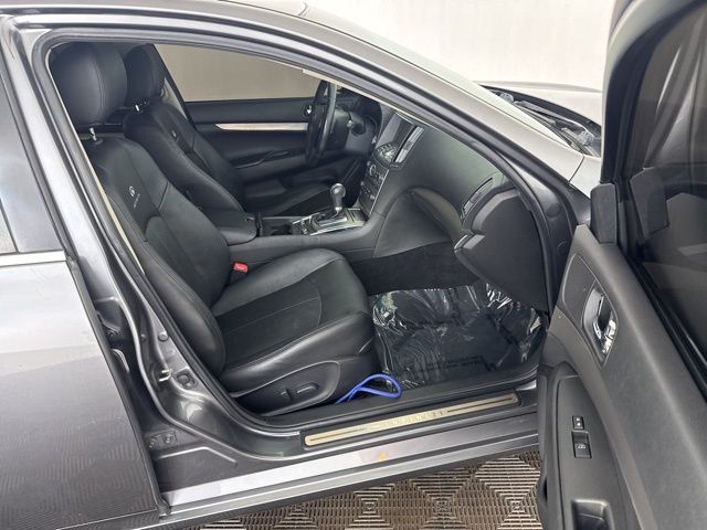 2012 Infiniti G25 photo 5