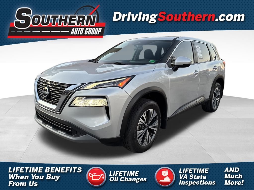 2022 Nissan Rogue SV's photo